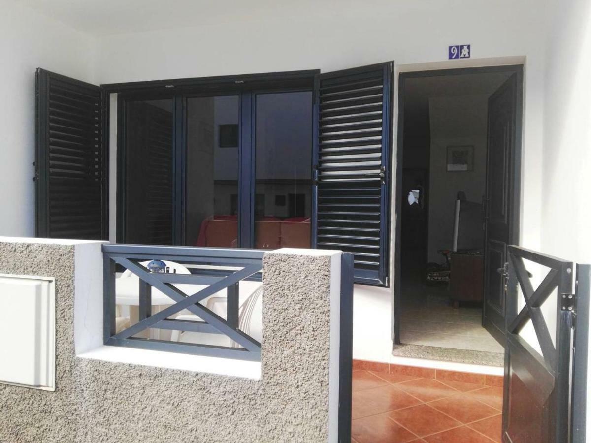 Appartamento Casa La Charca De Famara Esterno foto